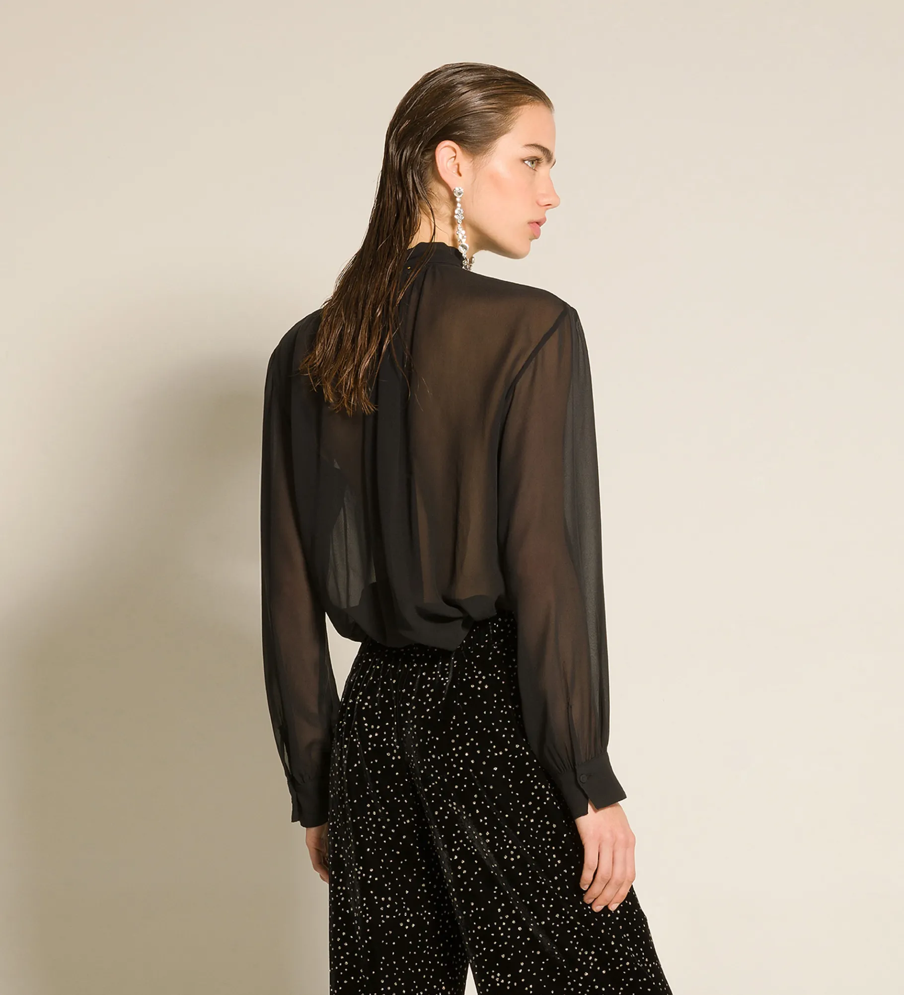 forte_forte Chemises^la chemise avec nœud en georgette de soie nero